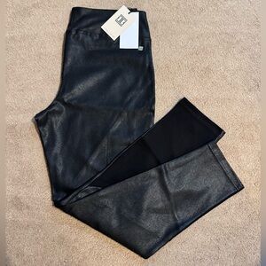 ⭐️ Ivanka Trump women’s pants size large NWT